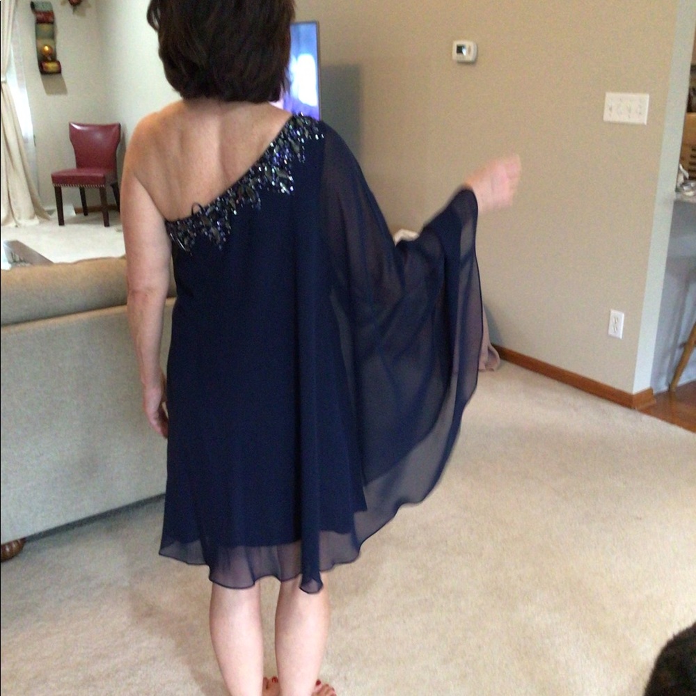 Dress - Picture 2 of 16